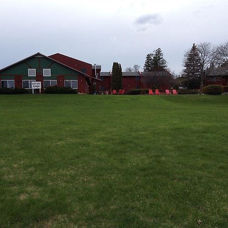 Cedar Hill Lodge St. Ignace Exterior foto