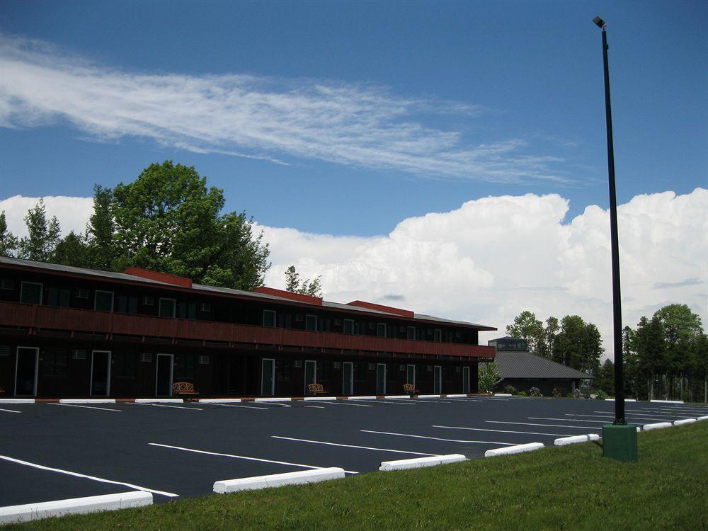 Cedar Hill Lodge St. Ignace Exterior foto