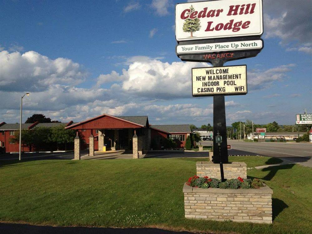 Cedar Hill Lodge St. Ignace Exterior foto